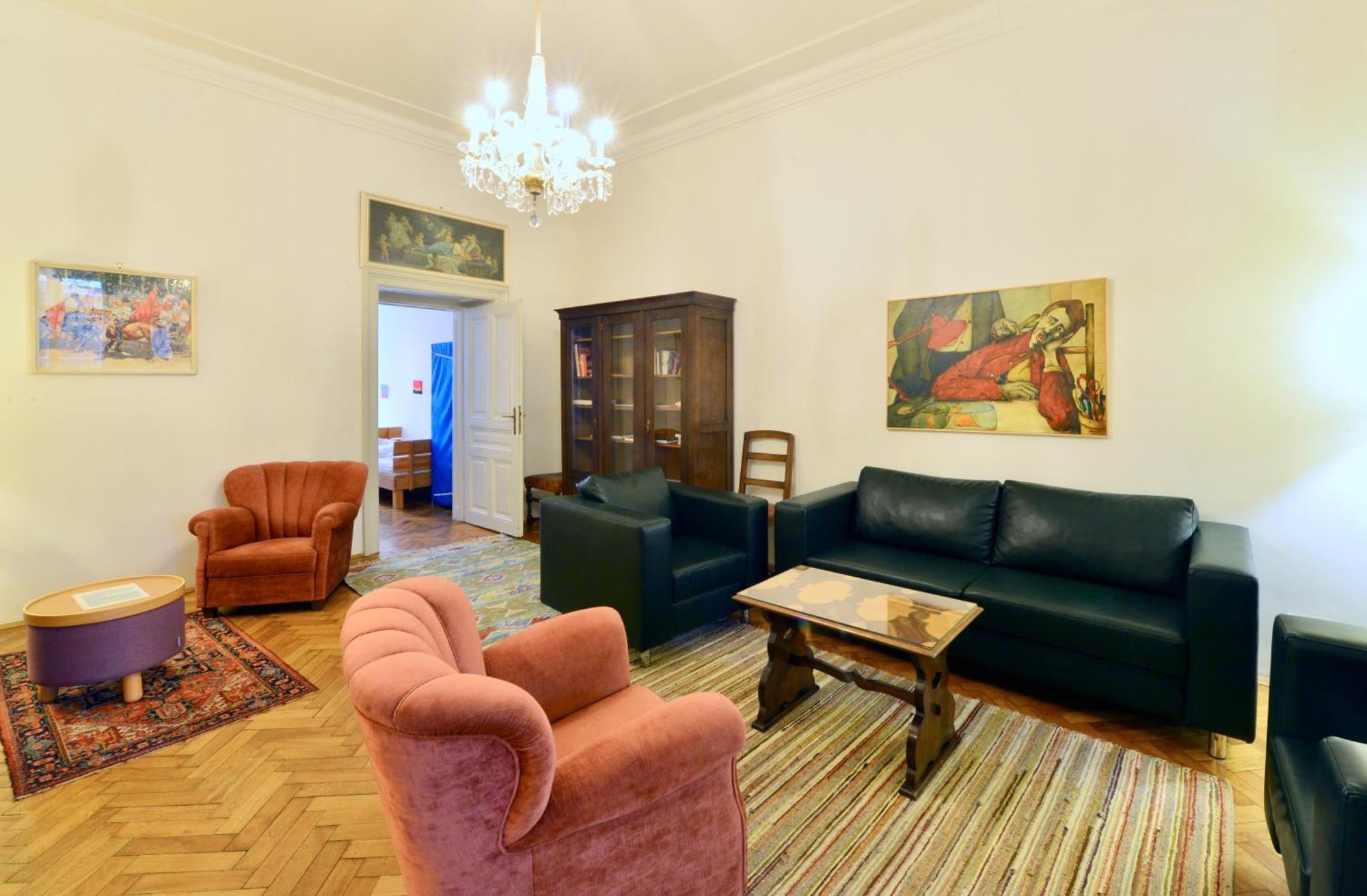 Top Flat - 1 Free Parking Space At The Metro Viena Exterior foto